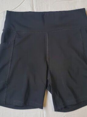 American Eagle Women's Size M Black Everything Pocket Bike Short